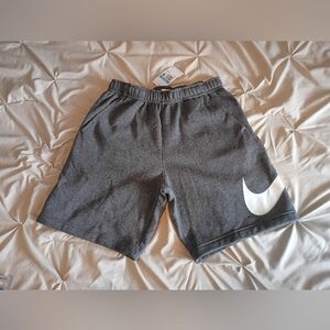 *NWT* Men's Nike Fleece Shorts. Size Medium!
